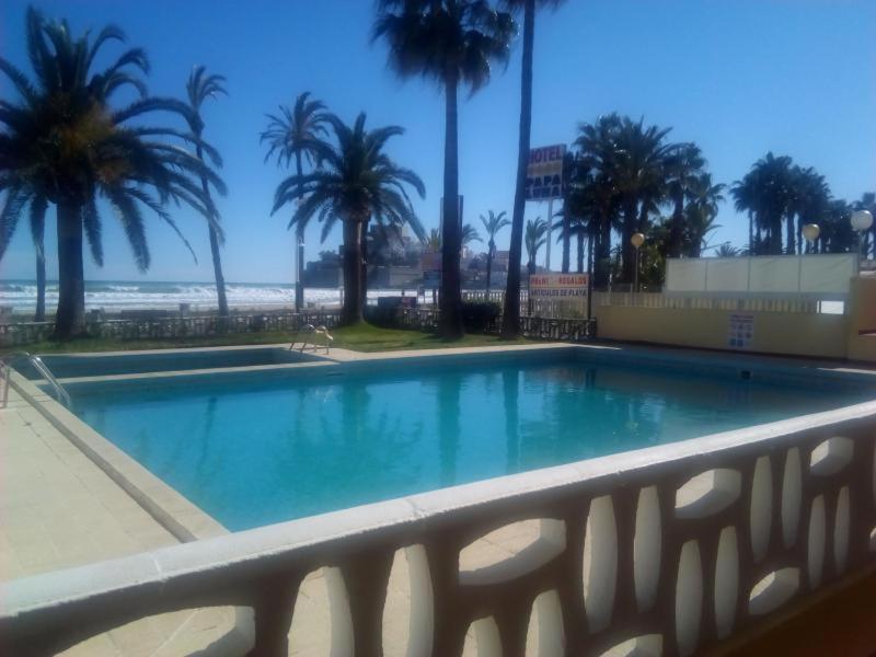 PeñíscolaUrbanizacion Bahia Mar Con Piscina公寓 外观 照片